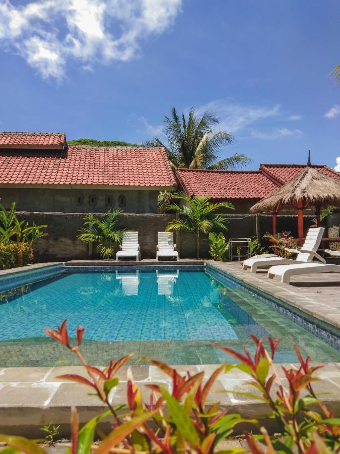 Edelweiss Homestay Kuta  Ngoại thất bức ảnh