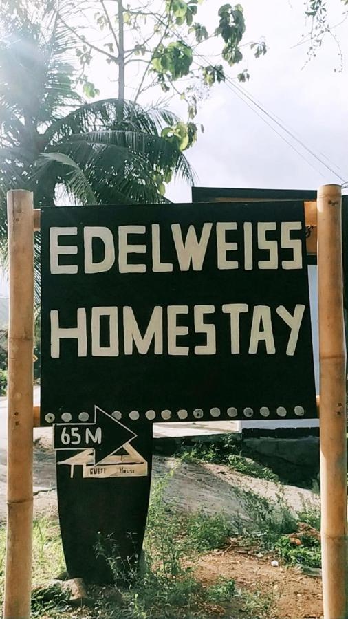Edelweiss Homestay Kuta  Ngoại thất bức ảnh
