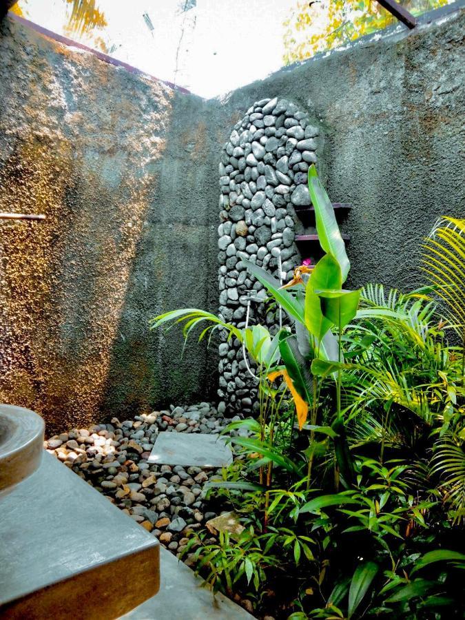 Edelweiss Homestay Kuta  Ngoại thất bức ảnh