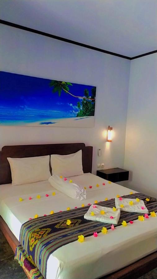 Edelweiss Homestay Kuta  Ngoại thất bức ảnh