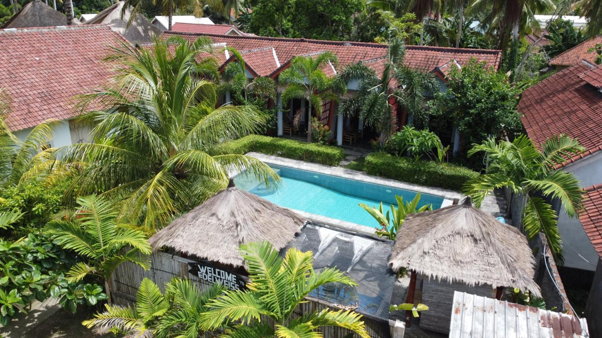 Edelweiss Homestay Kuta  Ngoại thất bức ảnh