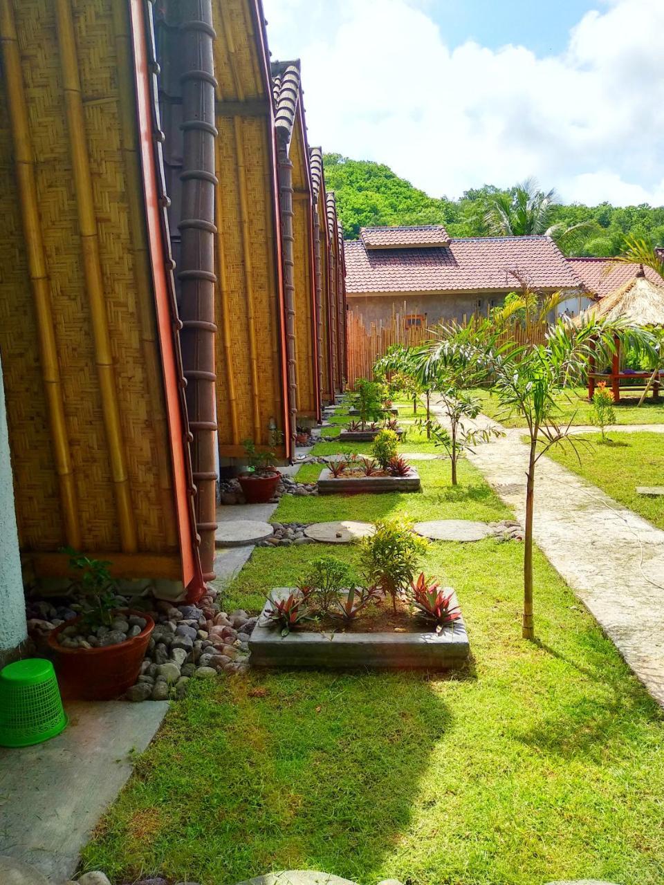 Edelweiss Homestay Kuta  Ngoại thất bức ảnh