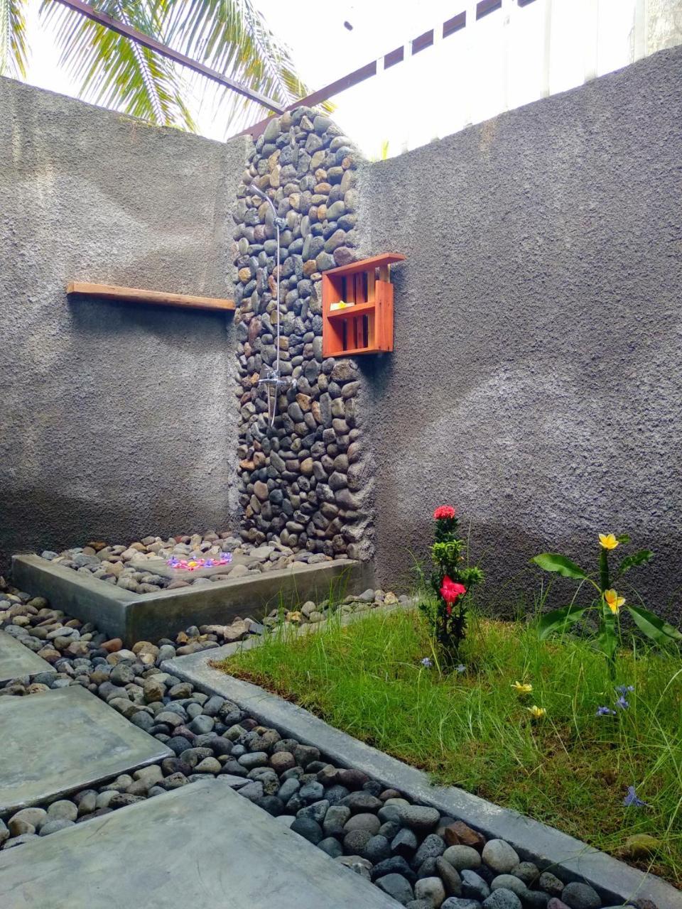 Edelweiss Homestay Kuta  Ngoại thất bức ảnh