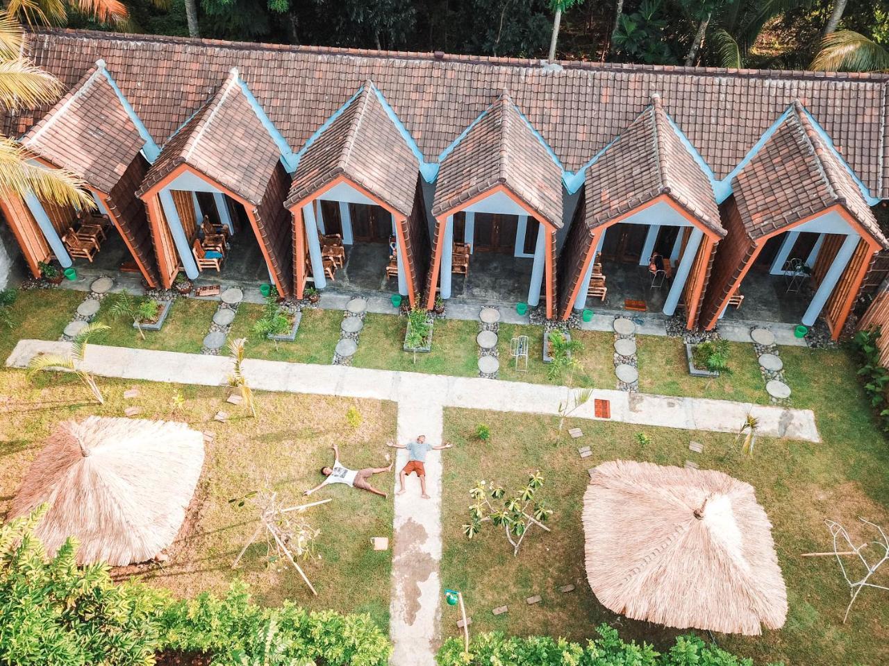 Edelweiss Homestay Kuta  Ngoại thất bức ảnh